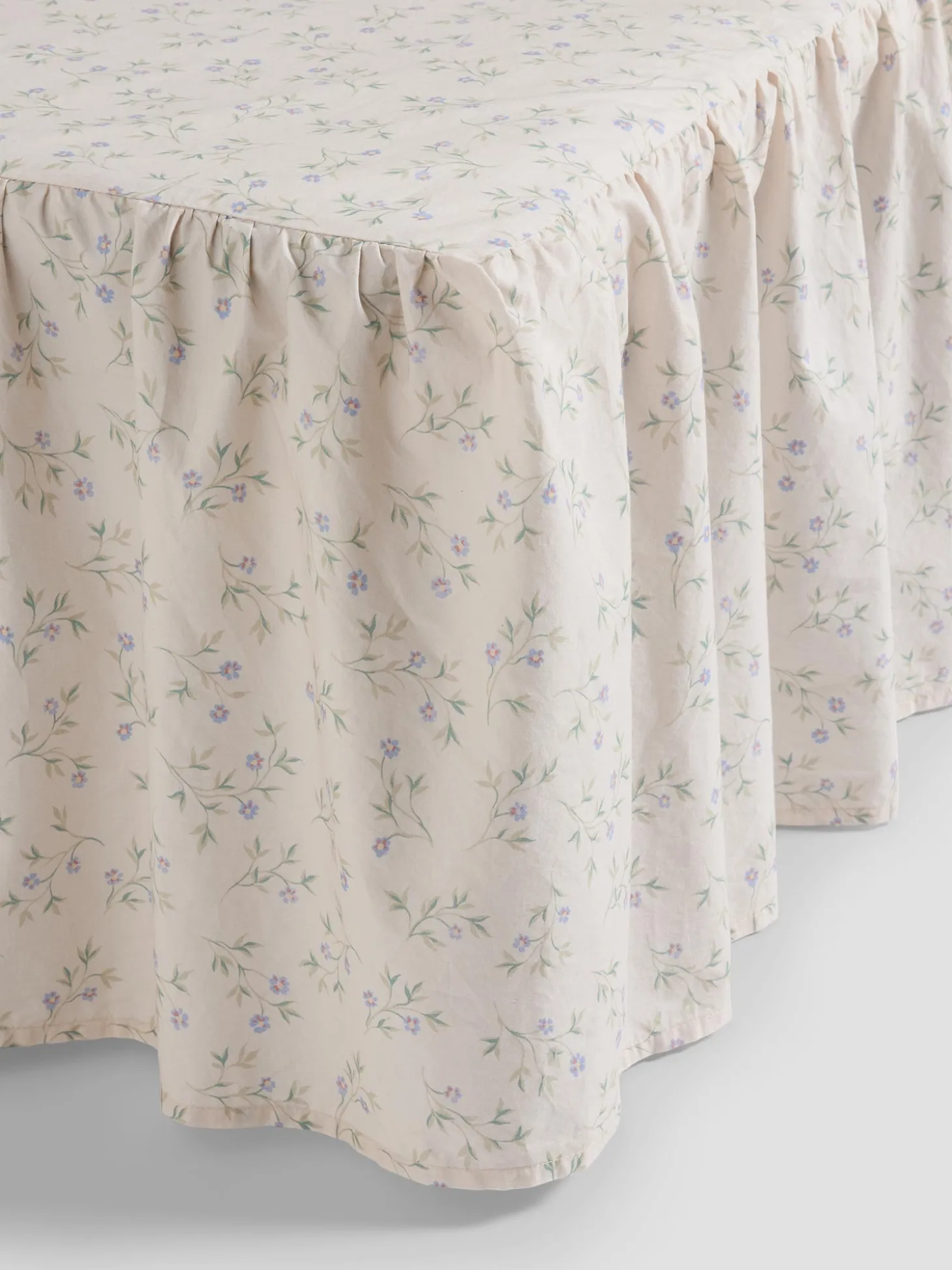 Cream Spring Sprig Cotton Valance