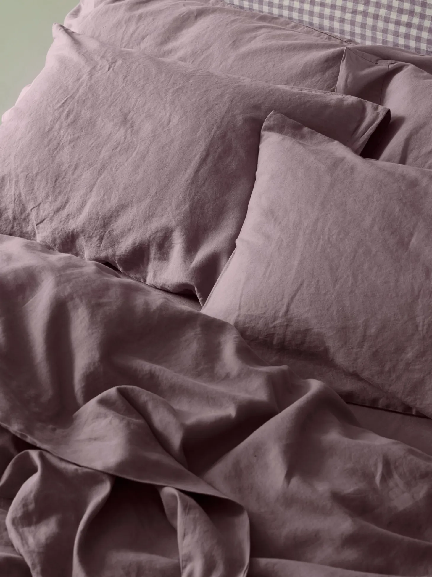 Elderberry 100% Linen Pillowcases (Pair)