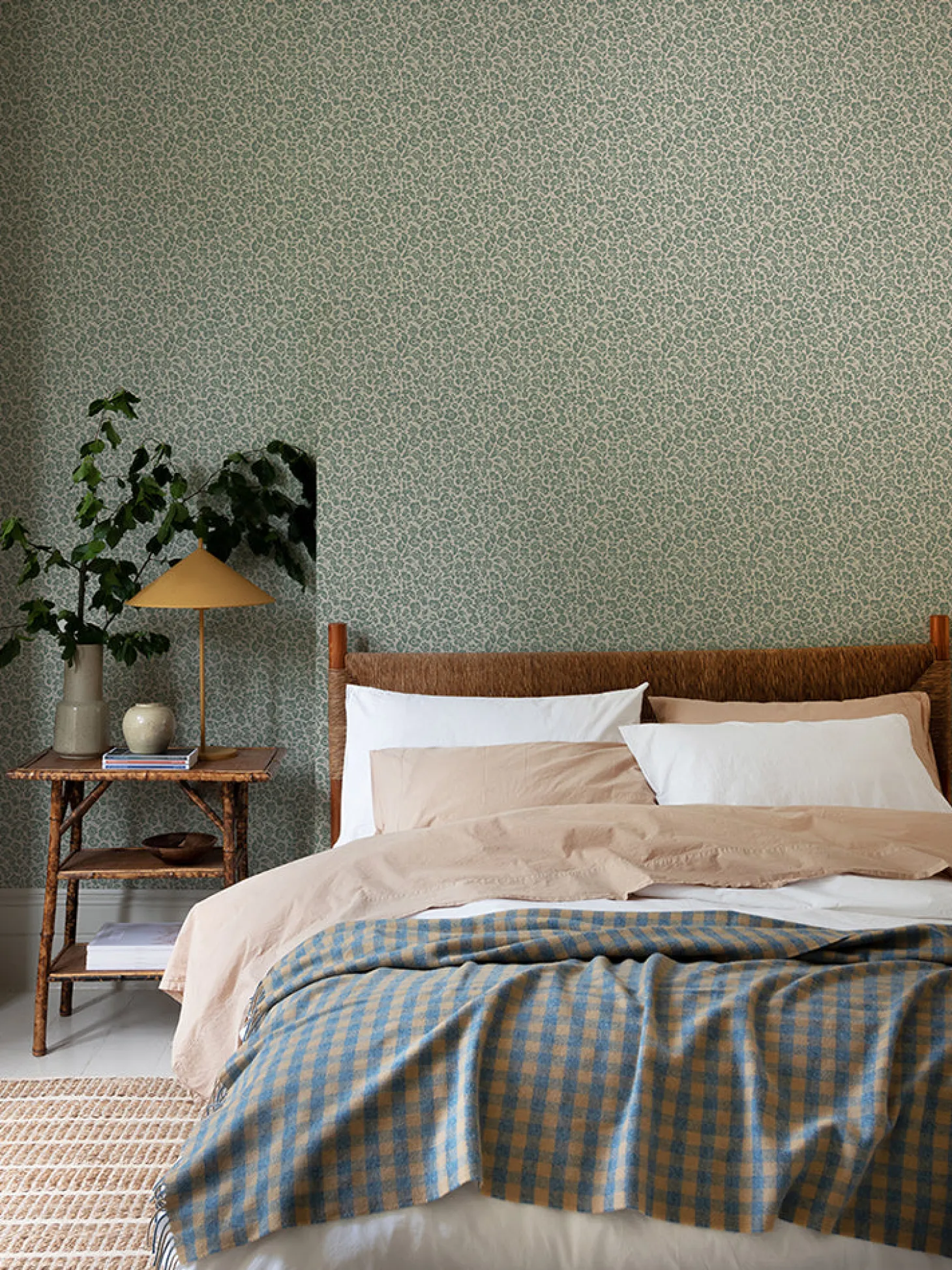 Laurel Green Meadow Floral Wallpaper