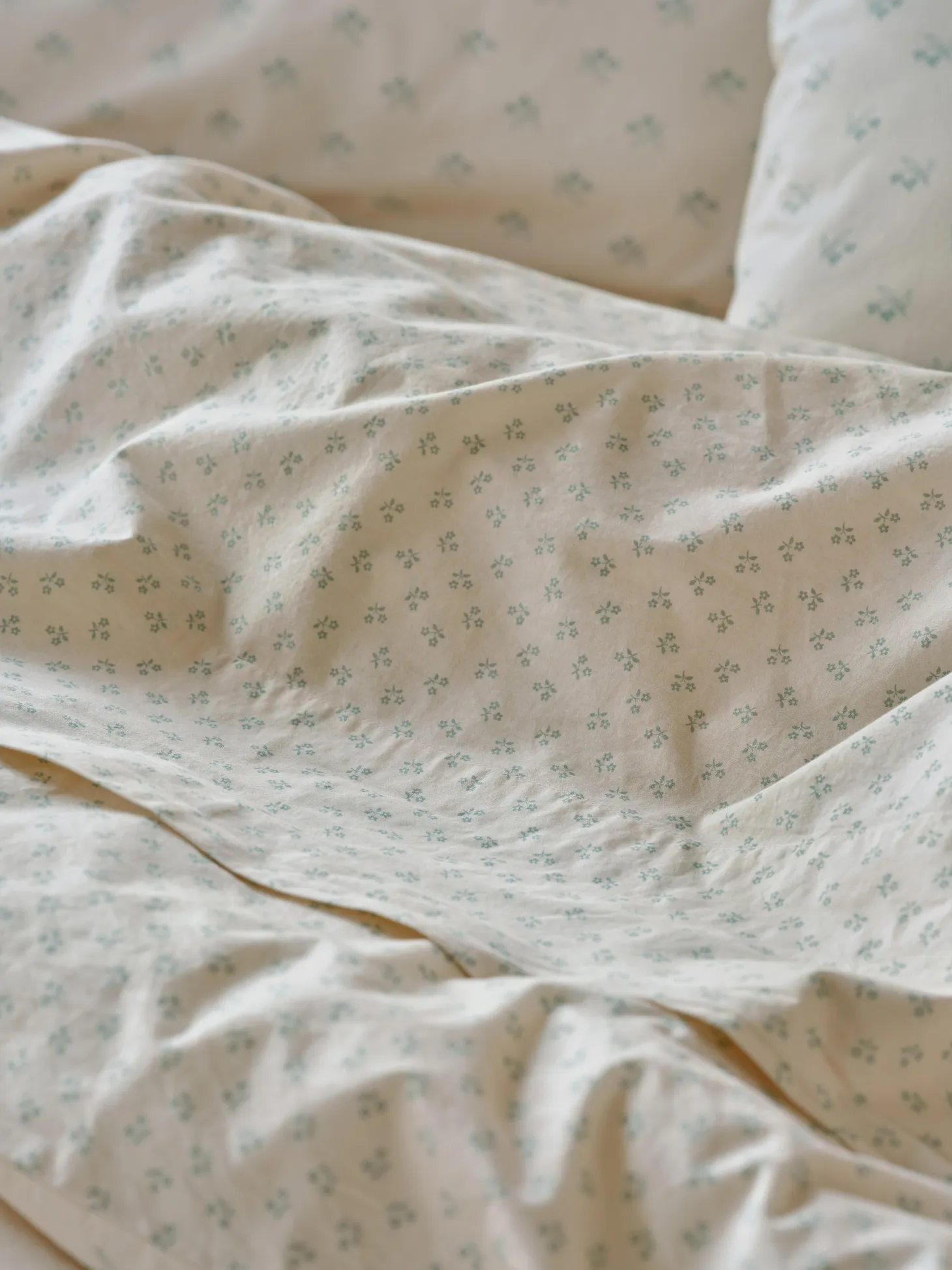 Mellow Green Martha Floral Cotton Flat Sheet