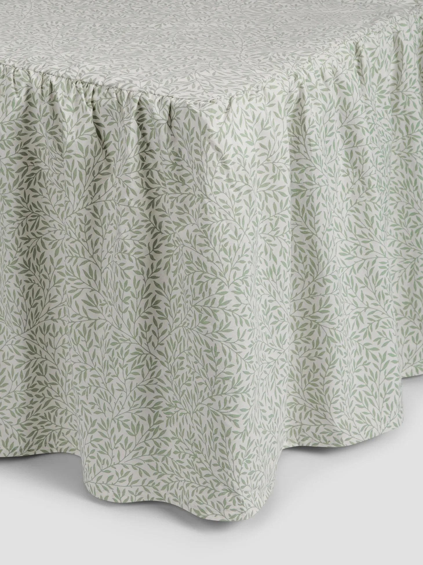 Mellow Green Standen Cotton Valance