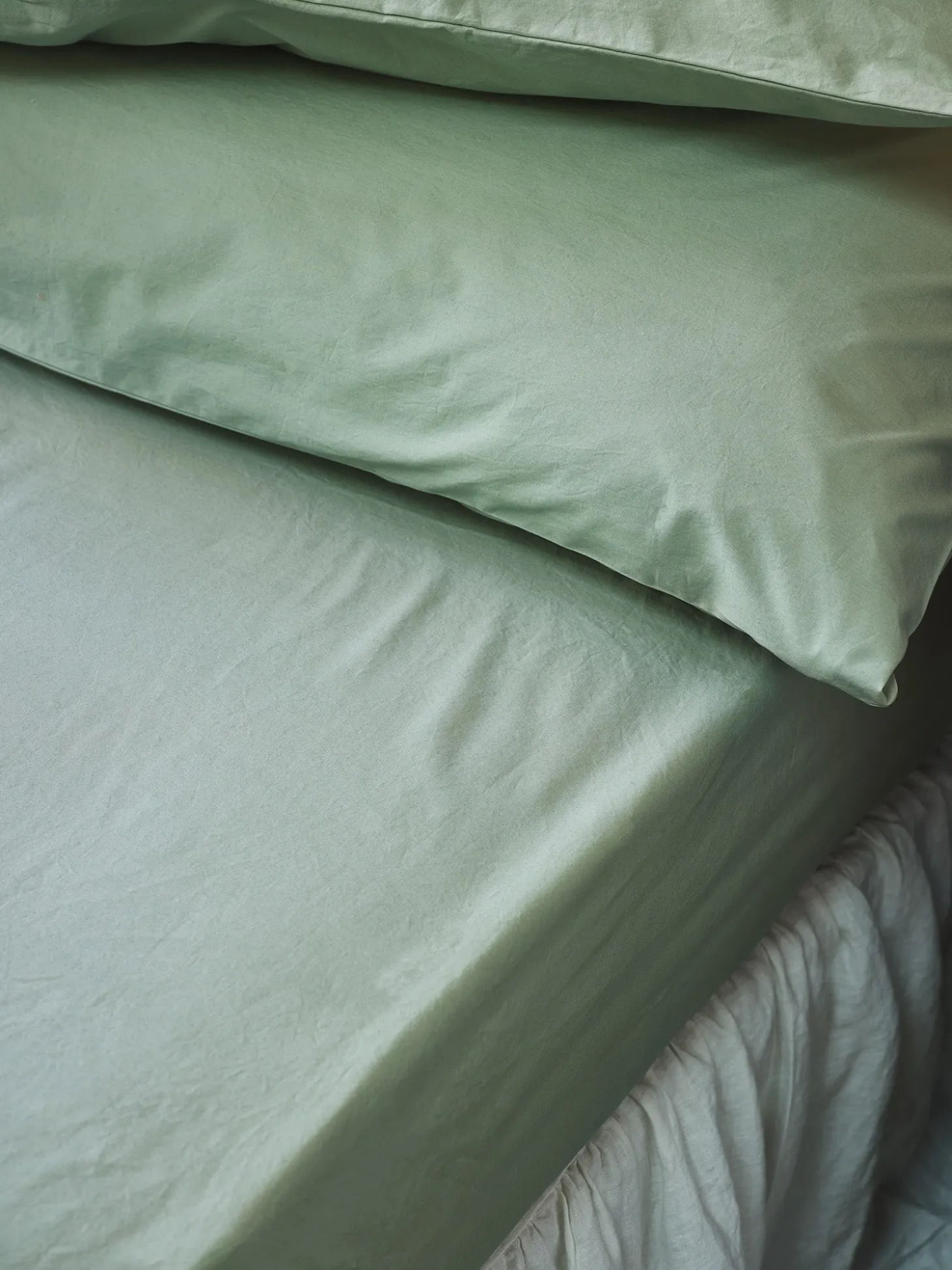 Mellow Green Washed Cotton Percale Fitted Sheet