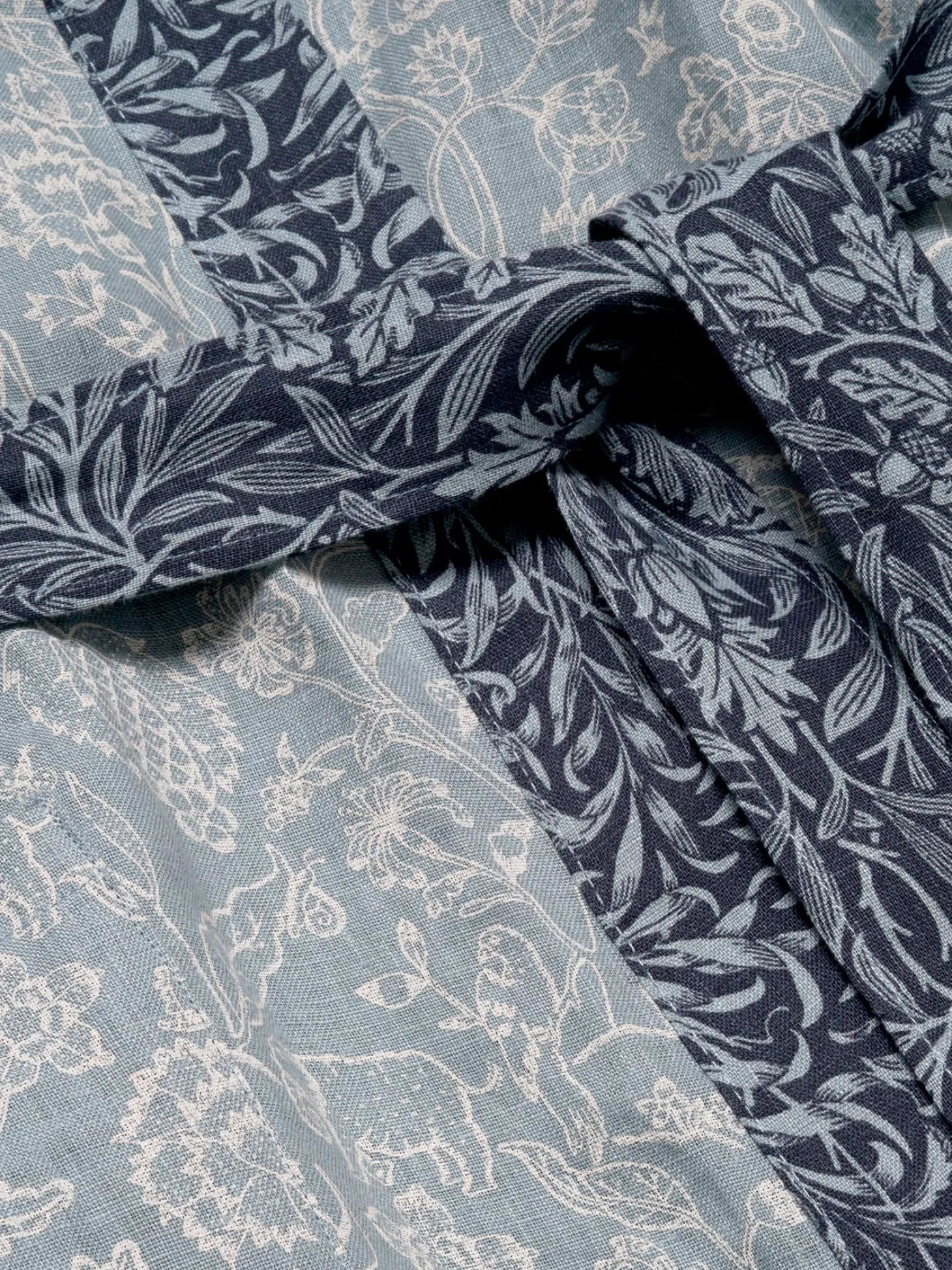 River Wandle Middlemore Linen Robe