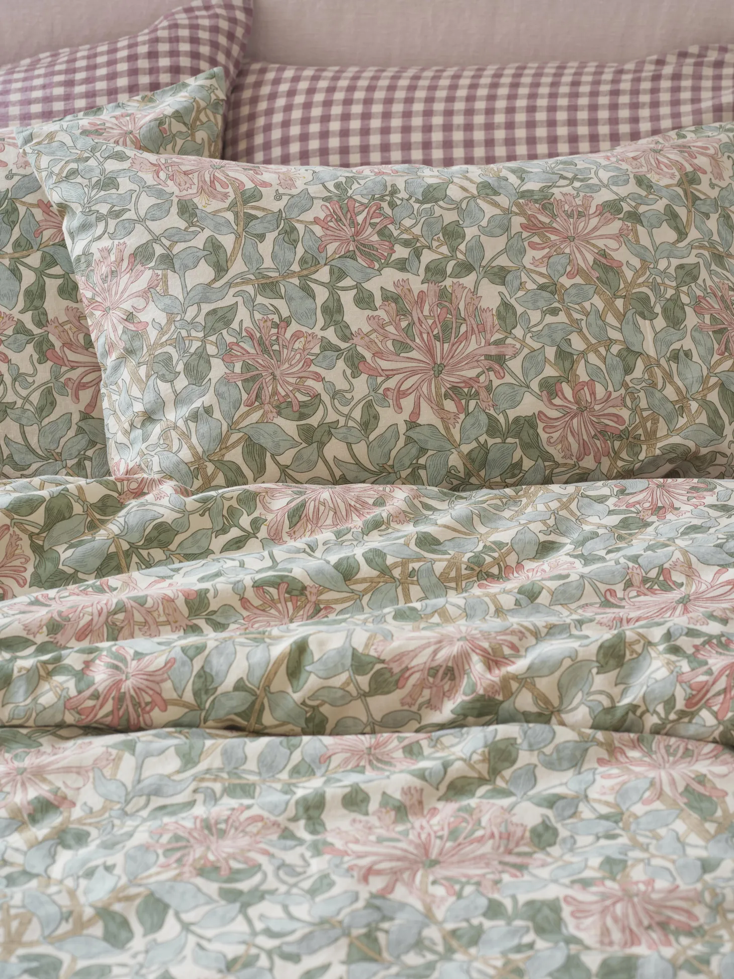 Soft Sage Honeysuckle Linen Blend Pillowcases (Pair)